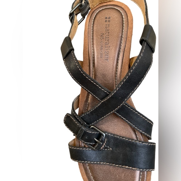 Naturalizer Leather Sandals 6.5W - Picture 3 of 4